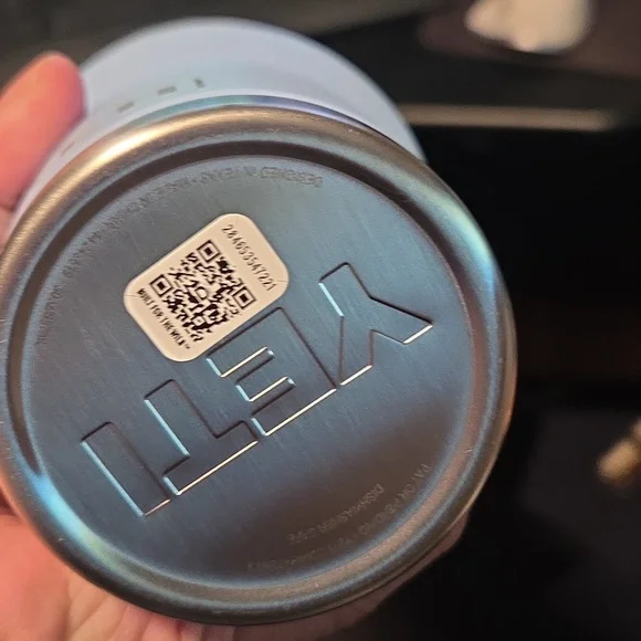 YETI Rambler 30 oz Tumbler - Sky Blue - Picture 8 of 8